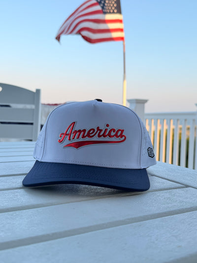 The America - White/Navy 525
